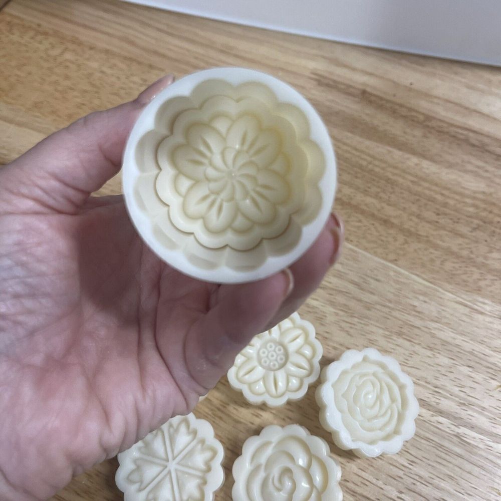 Set Of 4 Round & Square Mold Bath Bomb/shower Steamer Hand Press Or Cookie Press - Picture 7 of 12